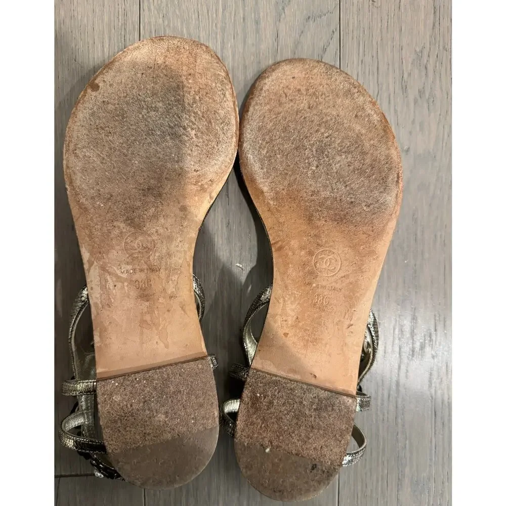 Chanel 38C Pewter Silver Oxidized Silver Thong Sandals Pearl Flower Camellia